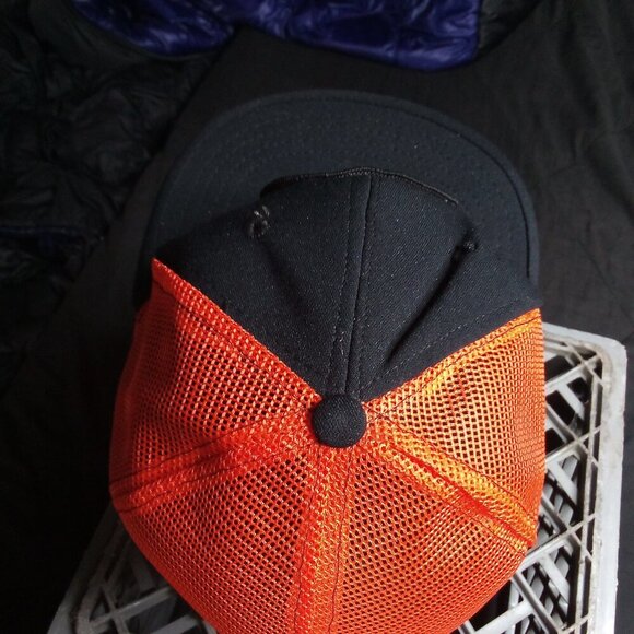 Deadstock Vintage AJD Harrington & Richardson Arms Patch Snap Trucker Hat Cap - Picture 4 of 6